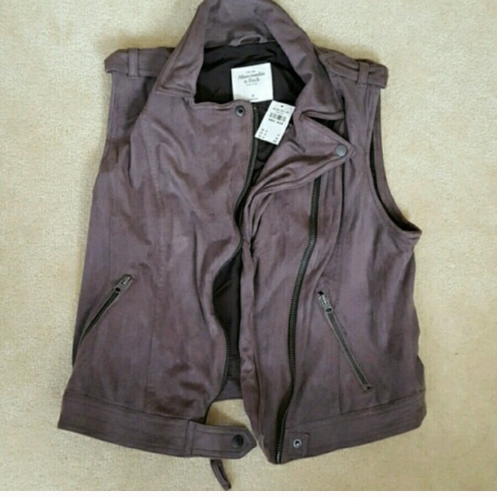 FINAL PRICE DROP Brown suede vest